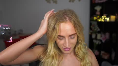 nicolette__shea_ online show from 20, 12, 2024