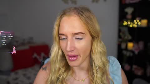 nicolette__shea_ online show from 28, 12, 2024