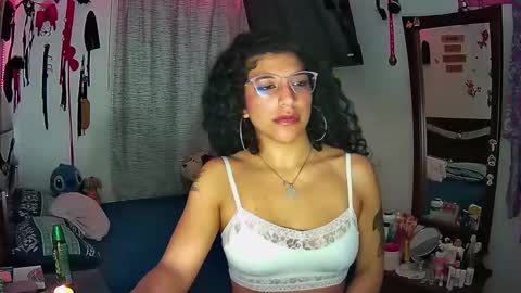 Snapshot of nicoll_williams420 chatting on 11, 2, 2025 Nicoll Williams online show from 11, 2, 2025