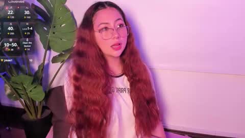 nicolle_evanss_ online show from 15, 11, 2025