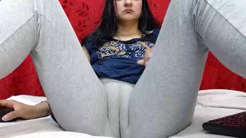 NICOLLE online show from 19, 2, 2026