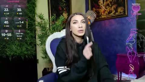 Snapshot of nicollepalmer chatting on 2, 12, 2025 Nicolle online show from 2, 12, 2025