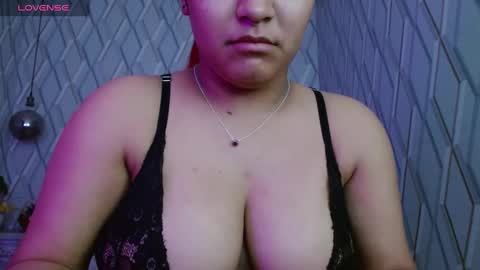 Snapshot of nicolletaylorq chatting on 24, 2, 2025 Nicolle Miley online show from 24, 2, 2025