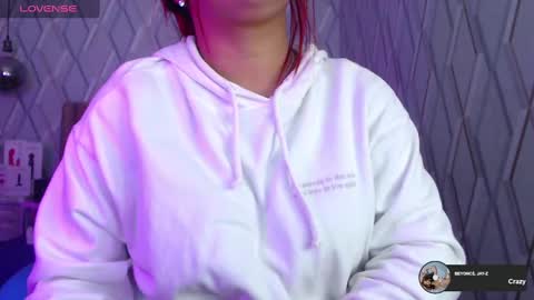 Snapshot of nicolletaylorq chatting on 12, 3, 2025 Nicolle Miley online show from 12, 3, 2025