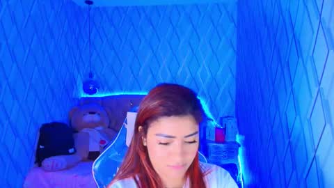 Snapshot of nicolletaylorq chatting on 16, 11, 2025 Nicolle Miley online show from 16, 11, 2025