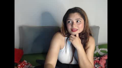 Snapshot of nicollgreen chatting on 13, 10, 2025 NicollGreen online show from 13, 10, 2025
