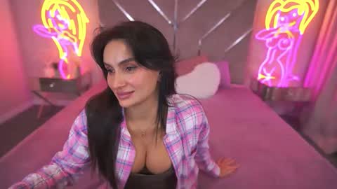 Nicole online show from 17, 11, 2025