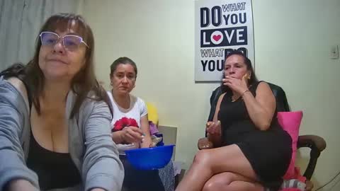 nicoltatiana_ online show from 23, 9, 2025