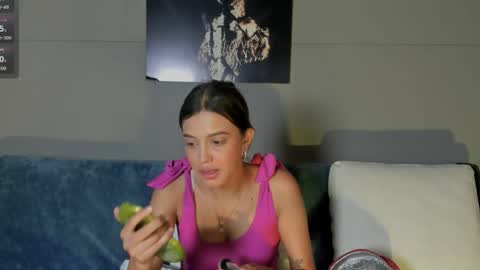 Nicol online show from 7, 4, 2026