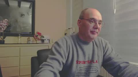 nightkeeper63 online show from 15, 2, 2025