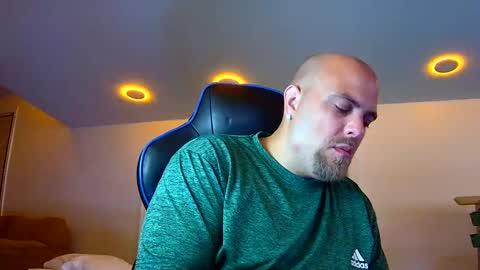 nightlifecouple online show from 9, 9, 2025