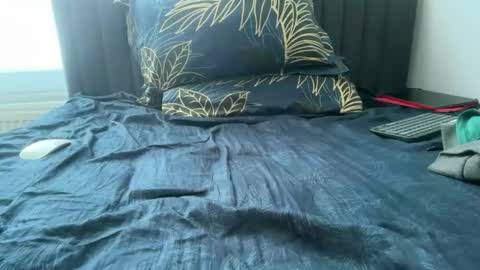 nightwalker06 online show from 18, 12, 2025