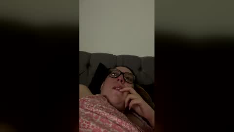 Anni online show from 9, 4, 2026