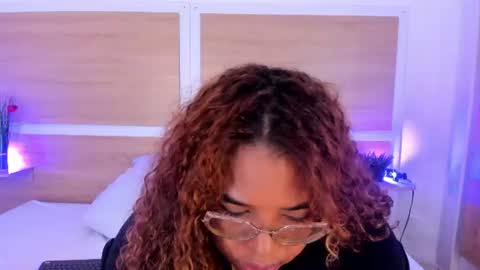 Snapshot of niickypurple chatting on 19, 6, 2026 Call me Nicky online show from 19, 6, 2026