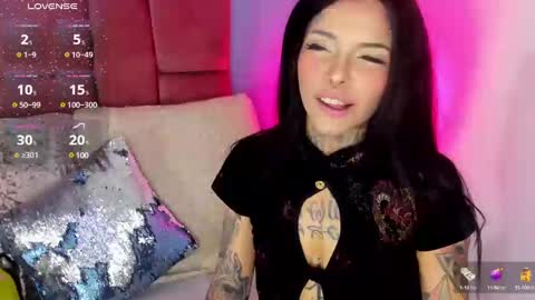 Snapshot of niinaink chatting on 18, 2, 2025 NINAINK online show from 18, 2, 2025