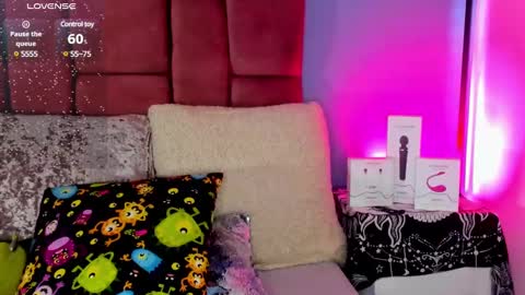 Snapshot of niinaink chatting on 18, 2, 2025 NINAINK online show from 18, 2, 2025