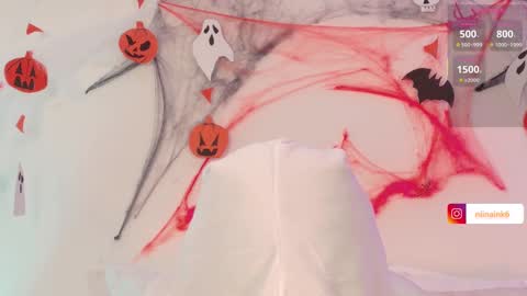 Snapshot of niinaink chatting on 31, 10, 2025 NINAINK online show from 31, 10, 2025