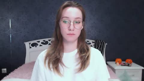 niixi online show from 13, 6, 2026