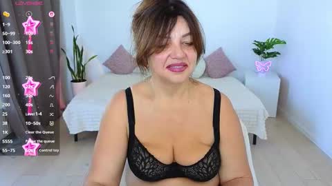 Nika light online show from 25, 10, 2025