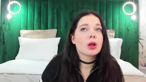 Snapshot of nikaflowers chatting on 23, 1, 2025 Nika online show from 23, 1, 2025