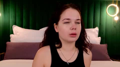 Snapshot of nikaflowers chatting on 28, 9, 2025 Nika online show from 28, 9, 2025