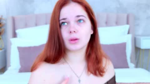 Snapshot of nikaflowers chatting on 4, 11, 2025 Nika online show from 4, 11, 2025