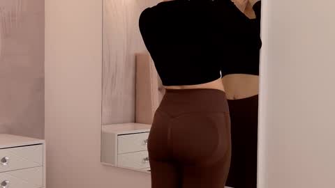 Snapshot of nikaflowers chatting on 5, 2, 2026 Nika online show from 5, 2, 2026