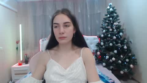 nikastarkk online show from 5, 12, 2025