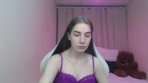 nikastarkk online show from 17, 4, 2026