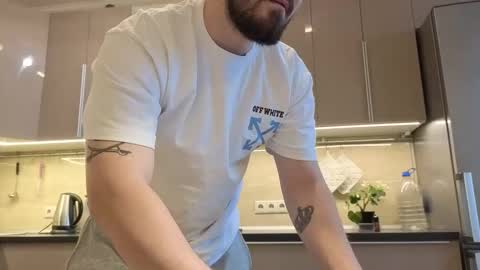 Snapshot of nikbusiness chatting on 13, 11, 2025 Nick online show from 13, 11, 2025