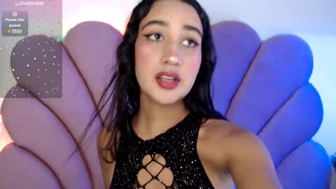 Snapshot of nikibrice chatting on 29, 1, 2025 online show from 29, 1, 2025