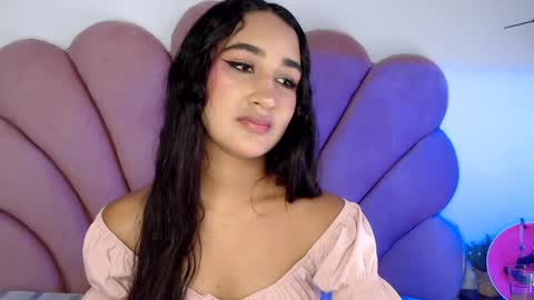 Snapshot of nikibrice chatting on 8, 2, 2025 online show from 8, 2, 2025