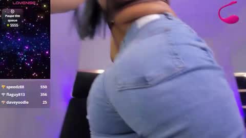 Snapshot of nikibryce_ chatting on 28, 1, 2025 Niki online show from 28, 1, 2025