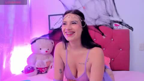 Snapshot of nikii_28 chatting on 31, 10, 2025 Nikii online show from 31, 10, 2025