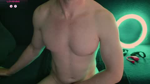 Snapshot of nikitin21 chatting on 14, 7, 2026 Sasha online show from 14, 7, 2026