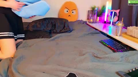 Snapshot of nikki_goldberg chatting on 4, 2, 2025 Kitty Chatte online show from 4, 2, 2025