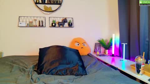 Snapshot of nikki_goldberg chatting on 18, 2, 2025 Kitty Chatte online show from 18, 2, 2025