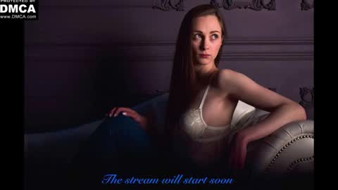 Snapshot of nikki_maks chatting on 1, 12, 2025 The next broadcast will be on at 900 UTC3 online show from 1, 12, 2025