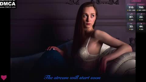 Snapshot of nikki_maks chatting on 3, 12, 2025 The next broadcast will be on at 900 UTC3 online show from 3, 12, 2025