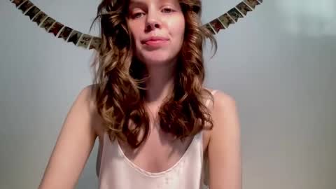 Nikki online show from 7, 2, 2025