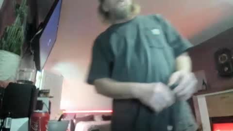 Snapshot of nikkiandtony chatting on 2, 1, 2025 nikkiandtony online show from 2, 1, 2025