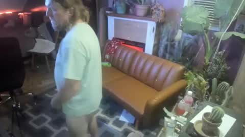 Snapshot of nikkiandtony chatting on 19, 1, 2025 nikkiandtony online show from 19, 1, 2025