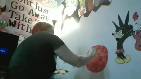 Nikkie online show from 8, 11, 2025