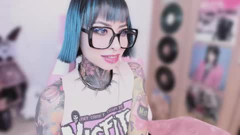 Nikki Ramone   online show from 25, 3, 2026