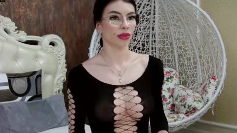 Nikky online show from 21, 2, 2025