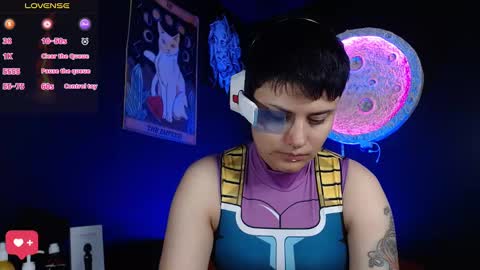 Nikky online show from 5, 11, 2025