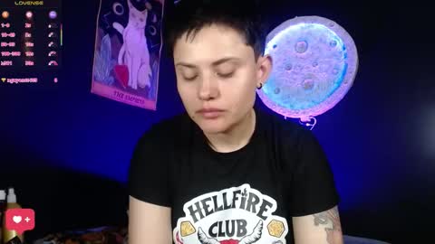 Nikky online show from 11, 2, 2026