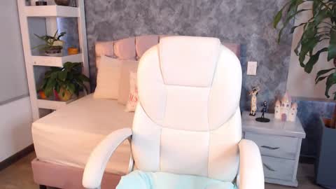 Niko Robin online show from 22, 9, 2025