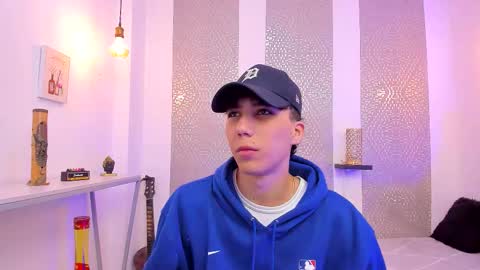    online show from 18, 11, 2025