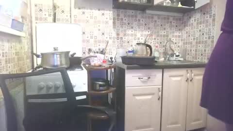 Nikoletta online show from 25, 1, 2025